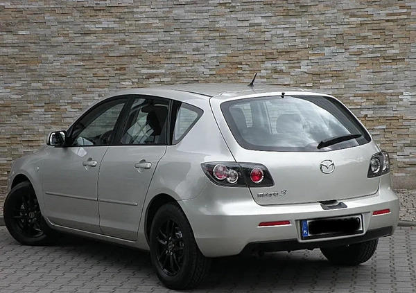 Mazda 3 cena 13800 przebieg: 144300, rok produkcji 2007 z Kępno małe 529